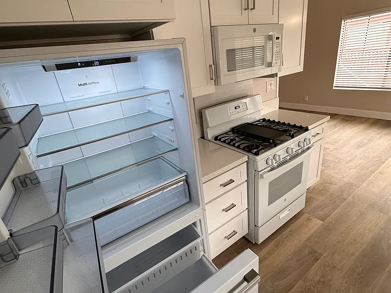7386 Saddle Rd #B — Photo 27