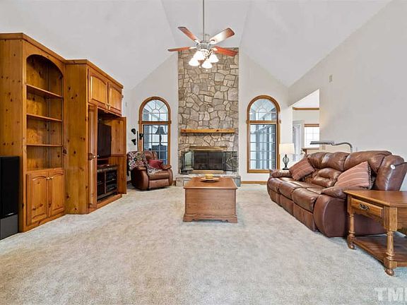 2nd image of 2393 Millbrook Dr