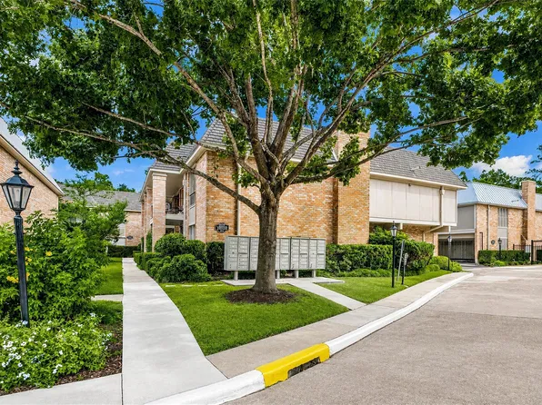 2224 S Piney Point Rd APT 112, Houston, TX 77063