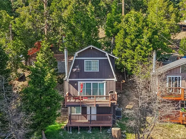 2409 Spring Oak Dr, Running Springs, CA 92382