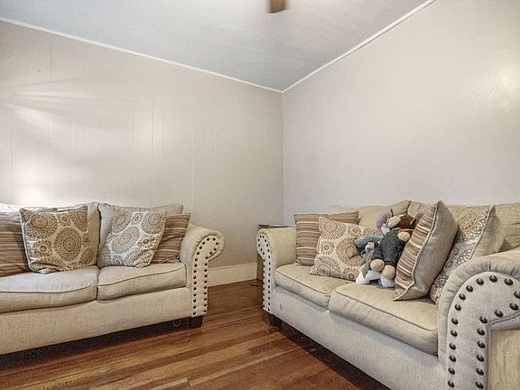 4th image of 131 Clarendon St