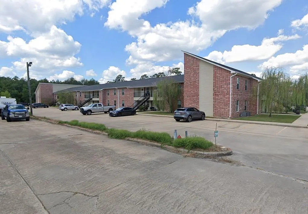 7905 Goldstar - 2 Bed — Photo 4