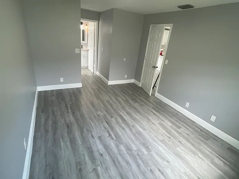 1830 Avenue S — Photo 11