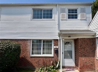 282 Buckner Dr, Euclid, OH