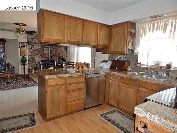 4th image of 699-580 Beverly Dr