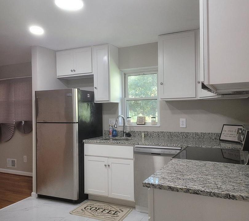 1st image of 12928 Jameson Dr