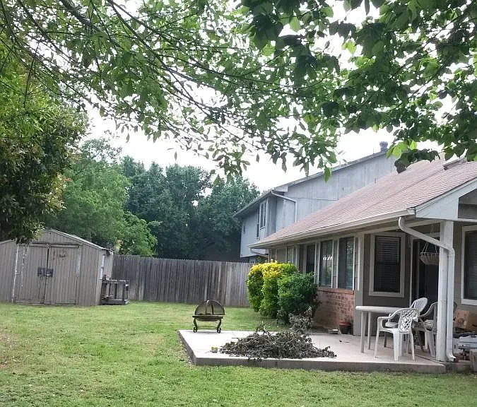 3402 Meadowview Dr — Photo 11