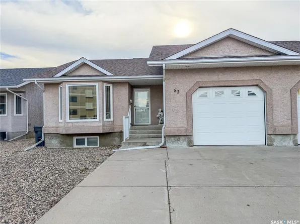 52 Russell DRIVE, Yorkton, SK S3N 3W2