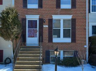 7457 Wounded Knee Rd, Lorton, VA 22079