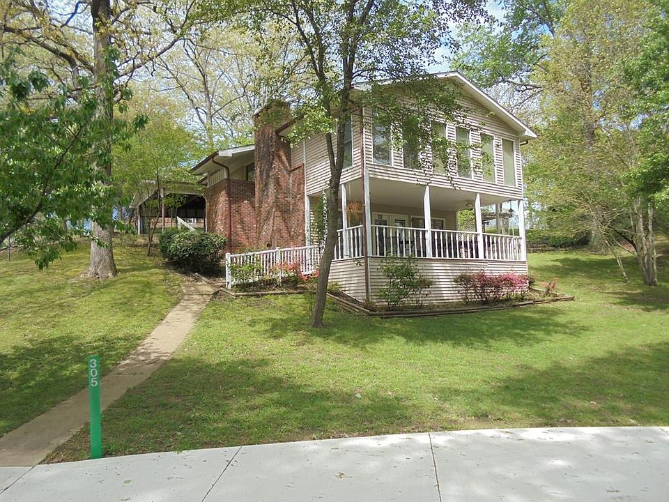 1st image of 305 Russwood Dr