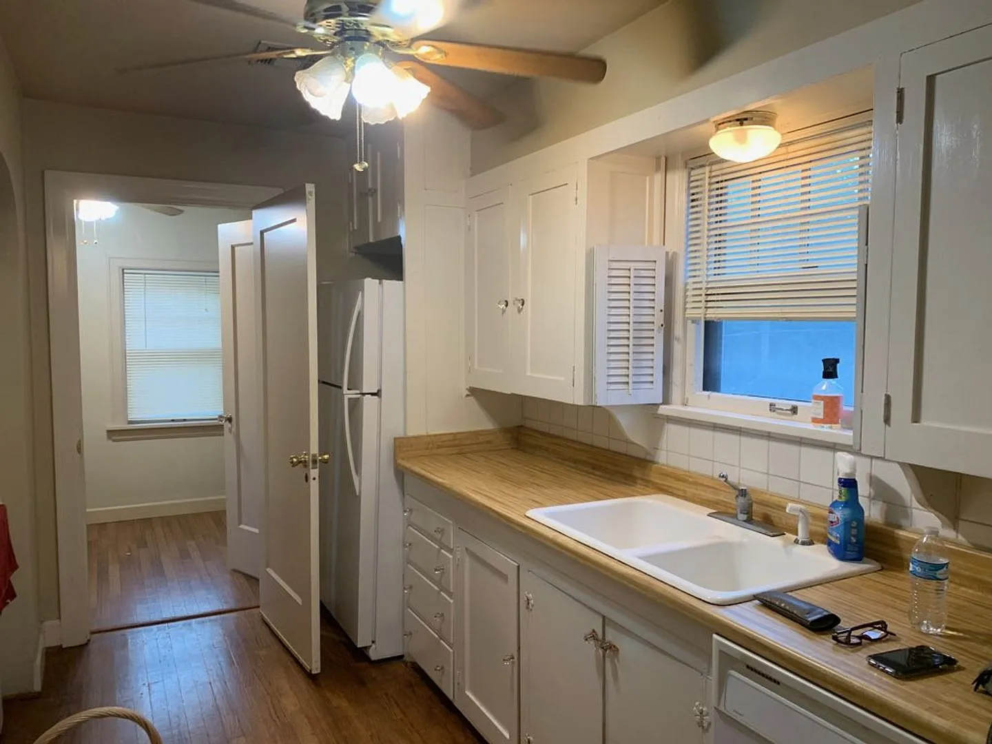 College Hill duplex for rent! — Photo 2