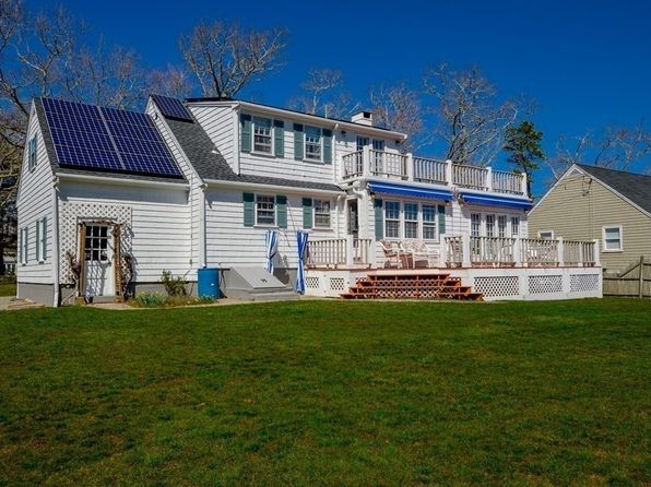 10 Zora Rd Marion Ma 02738 Mls 72814054 Zillow