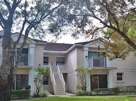 11216 SW 12th St, Hollywood, FL