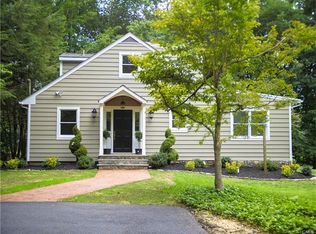 1065 Hanover St, Yorktown Heights, NY 10598