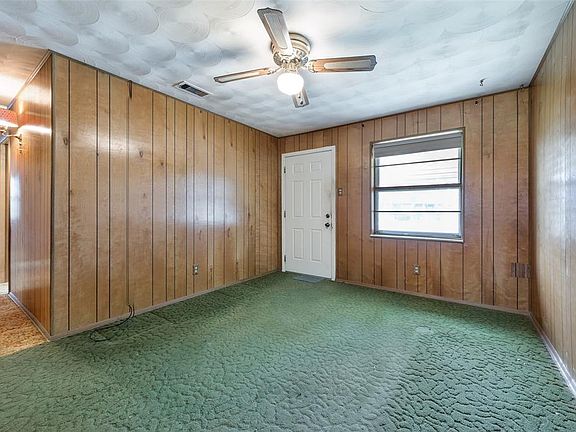 2nd image of 216 Menlo Dr