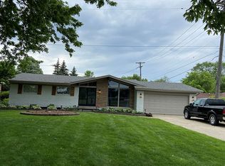 38341 Reimold St, Harrison Township, MI 48045