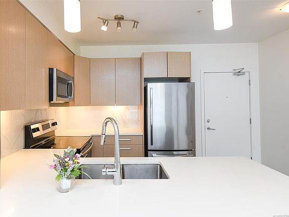 4th image of 3070 Kilpatrick Ave #310