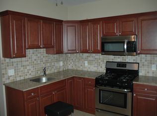 714 Avenue E #2, Bayonne, NJ 07002