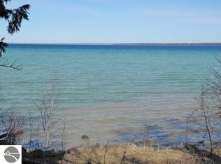 S Knorr Dr, Suttons Bay, MI 49682