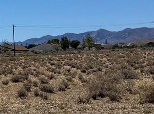 3815 Onyx St, Silver Springs, NV 89429