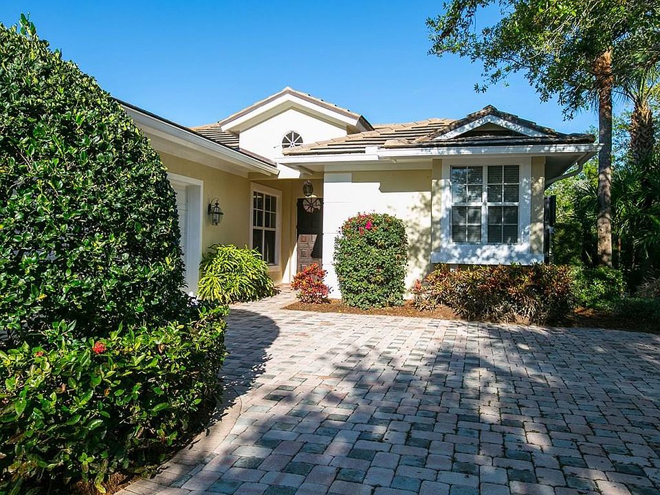 1st image of 1714 Lake Club Ct