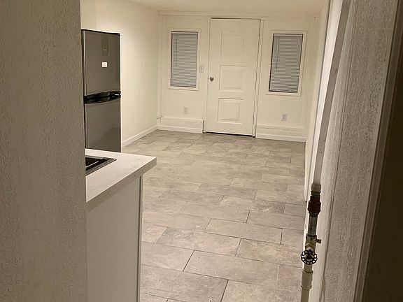 3rd image of 620 Wilbert Ave #1