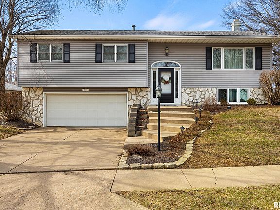 4th image of 5909 W Ridgecrest Cir