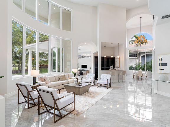 4th image of 16240 Andalucia Lane