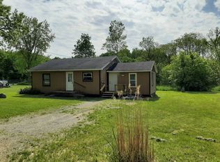 982 Gainder Rd, Plainwell, MI 49080