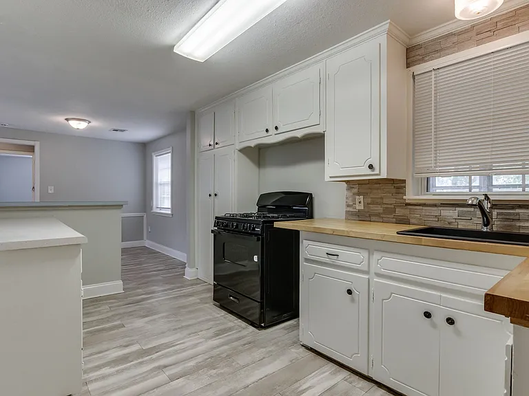 3628 Firethorn Dr — Photo 18
