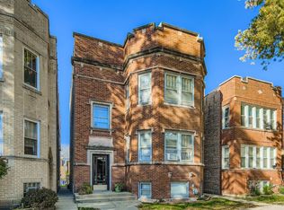 5722 N Washtenaw Ave, Chicago, IL 60659