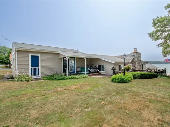 28106 Stony Point Rd, Cape Vincent, NY 13618