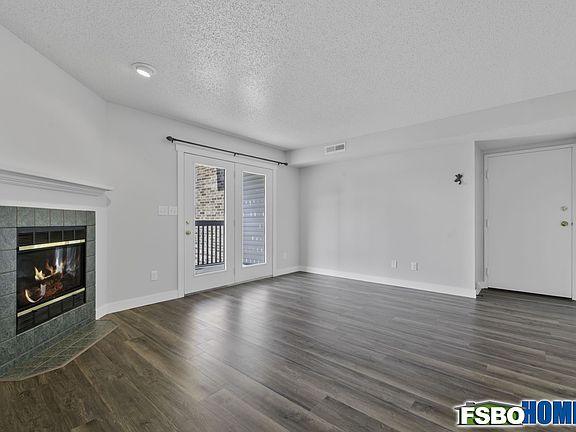 4th image of 1020 Duchess Dr Unit 5