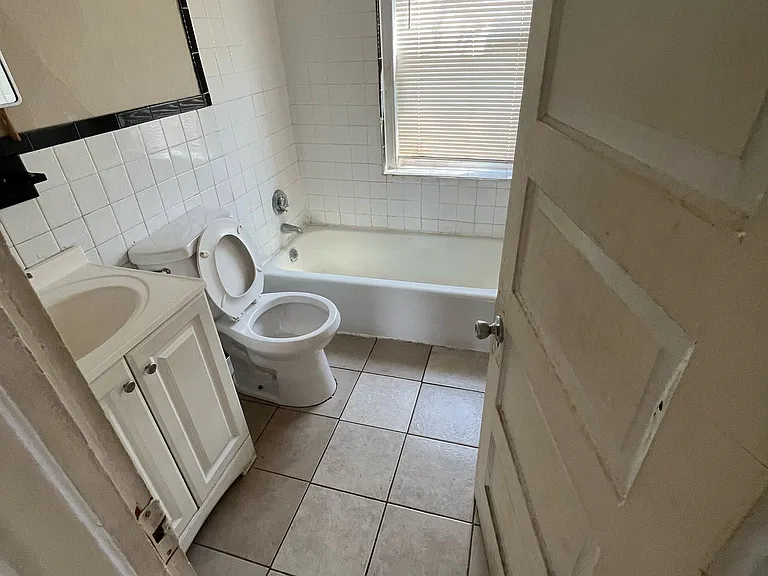 14 Portland St #3 — Photo 6