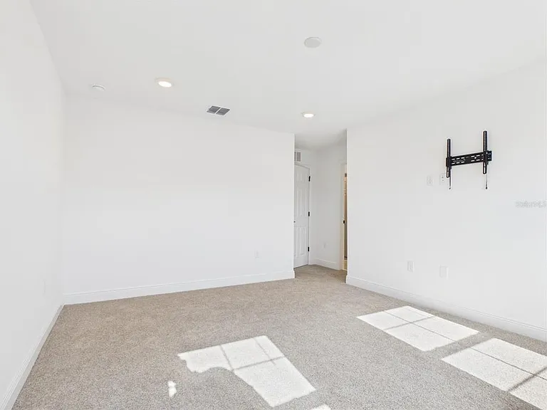 5611 SW 72nd Ct — Photo 16