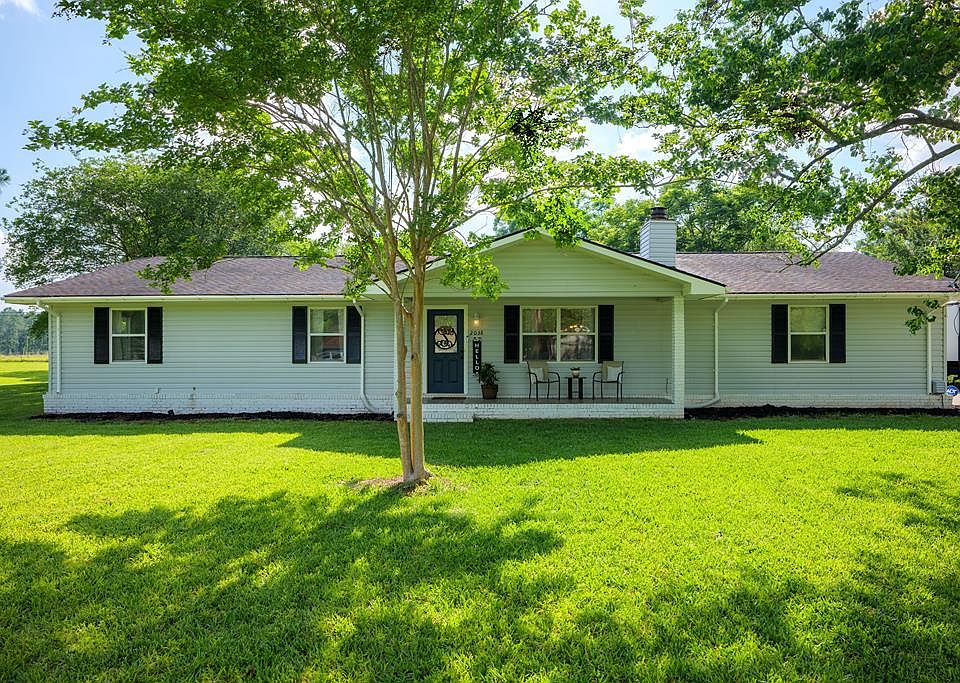 1st image of 2038 Woody Cir