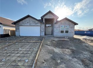 1815 Spoonbill Dr, Portland, TX 78374