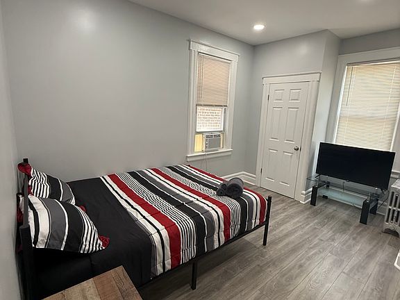 2nd image of 321 Park Ave Floor 2