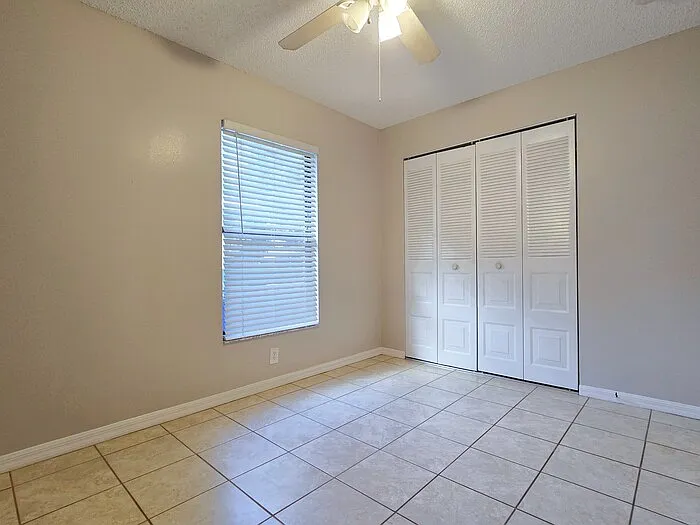 1423 Montana Ave — Photo 25
