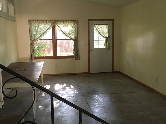 Breezeway/Mudroom 