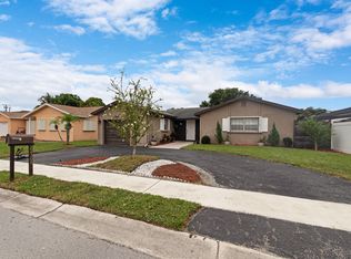 22300 SW 65th Ave, Boca Raton, FL 33428