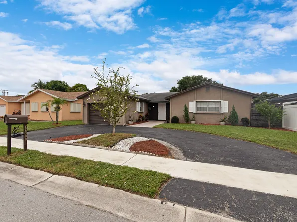 22300 SW 65th Avenue, Boca Raton, FL 33428