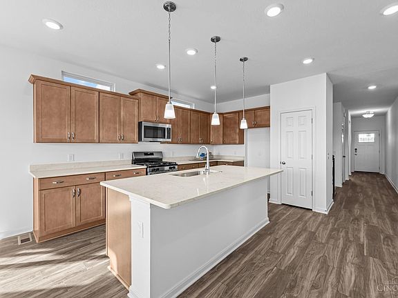 4th image of 4841 Osprey Pointe Dr #37