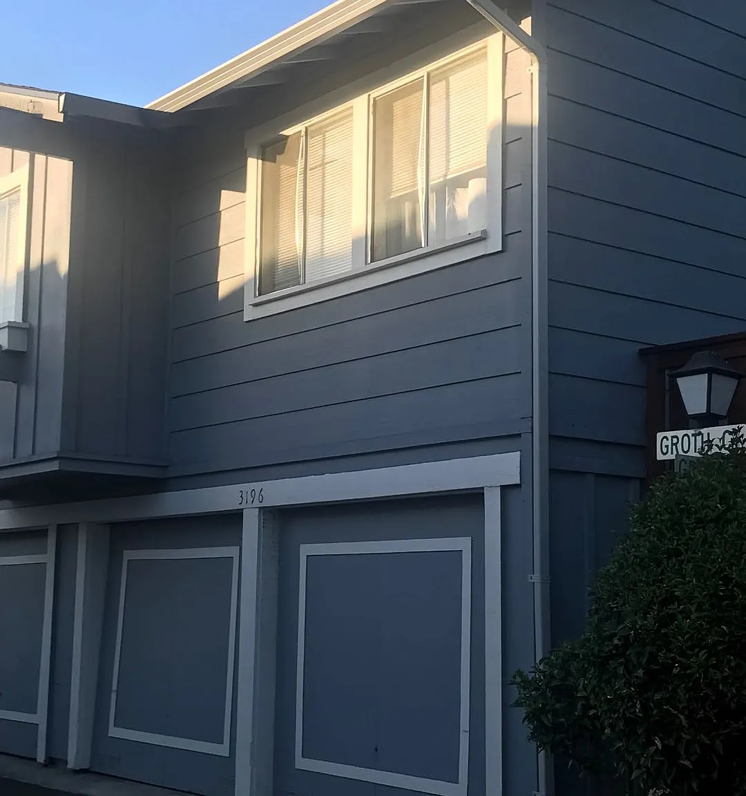 2 bed, 762 sqft, $2,300 — Photo 3