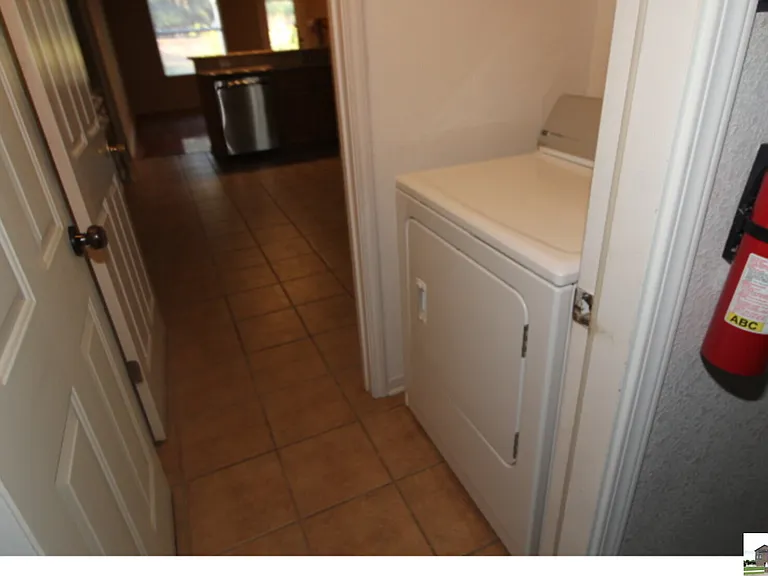 924 Northern Dancer Dr — Photo 30