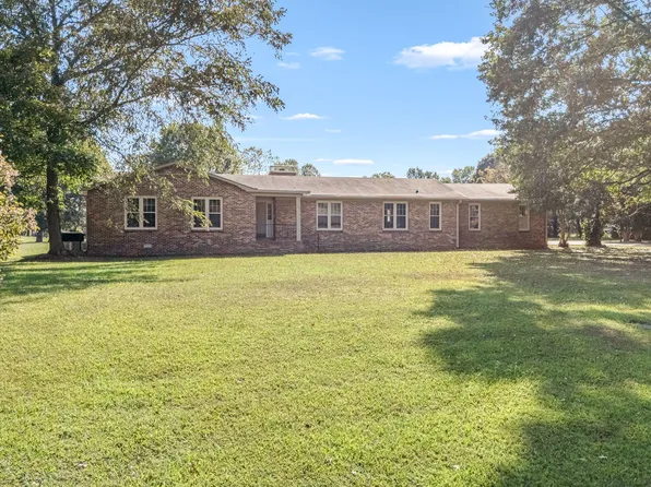 108 Picard Dr, Tullahoma, TN 37388