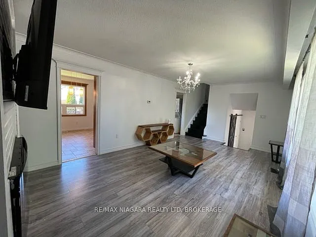 6307 Carolyn Ave #UPPER — Photo 13