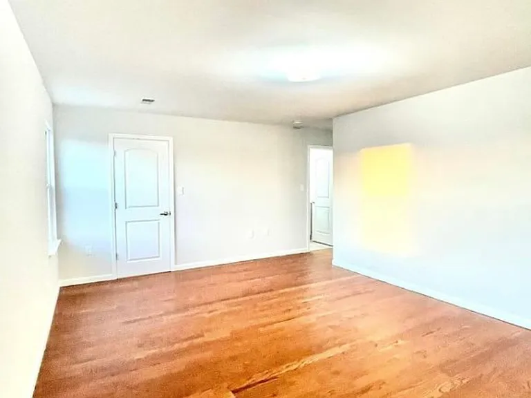 708 Court St #2 — Photo 8