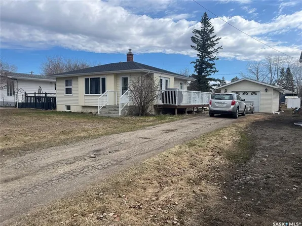 530 5th STREET NE, Wadena, SK S0A 4J0