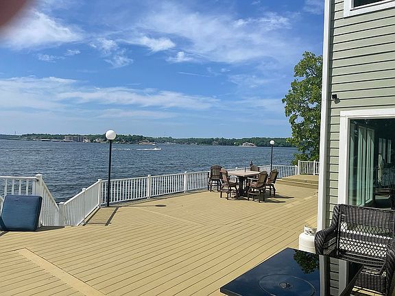 2nd image of 1102 Blue Water Bay Dr